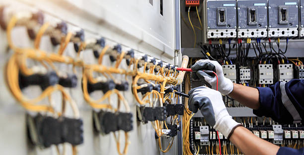 Professional Electrician technician working in Benson, NC